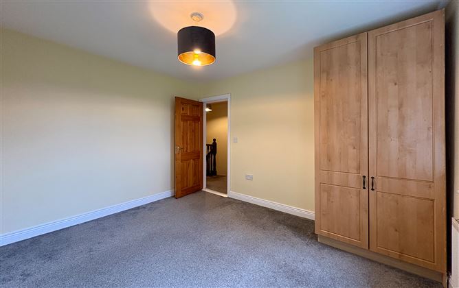 64 Chapelfields, Urlingford, Kilkenny