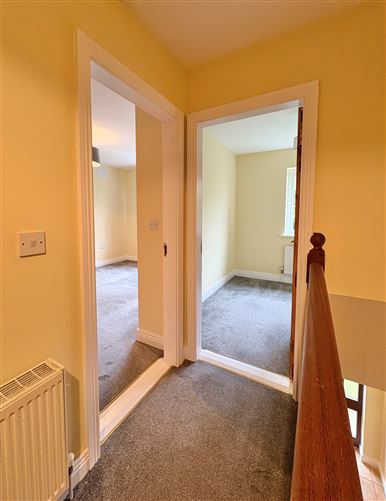 64 Chapelfields, Urlingford, Kilkenny
