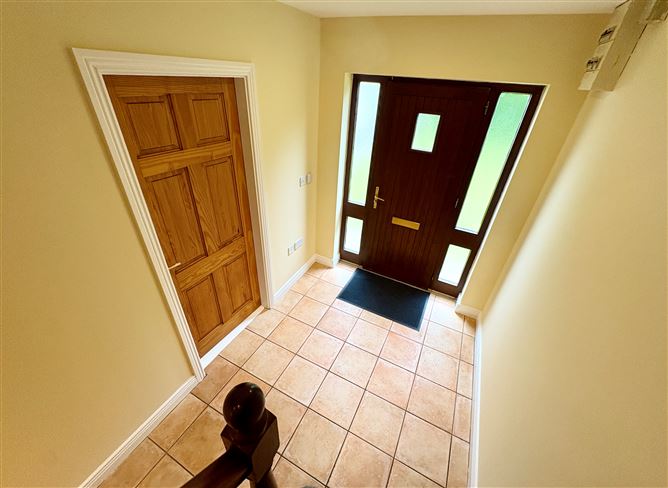 64 Chapelfields, Urlingford, Kilkenny