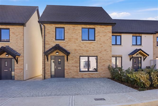 https://photos-a.propertyimages.ie/media/4/7/8/4977874/0cd89cd6-17b3-4276-a2a8-28ae24244bda_l.jpg