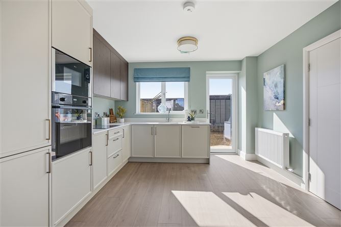 https://photos-a.propertyimages.ie/media/4/7/8/4977874/c8cd95a8-ff21-4492-82b5-cbfbad2a076a_l.jpg