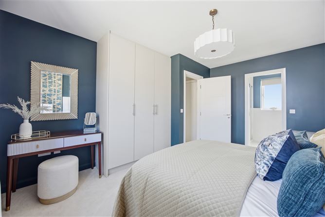 https://photos-a.propertyimages.ie/media/4/7/8/4977874/c8cd95a8-ff21-4492-82b5-cbfbad2a076a_l.jpg