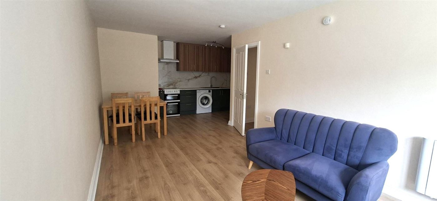 8 Castlewood, Bridge Street, Mallow
