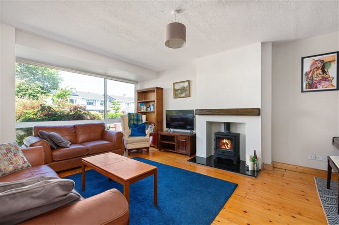 Photo 4 of 17 — 31 Broadford Lawn, Ballinteer, Dublin 16