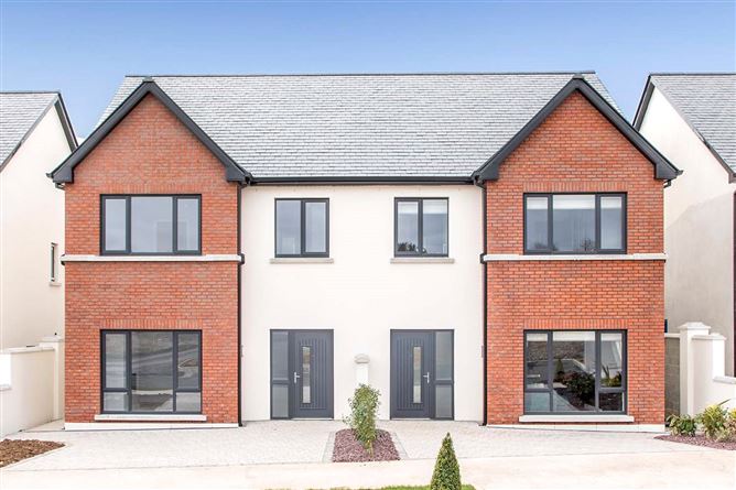 Main image for Castle Heights,Kilmoney Road,Carrigaline,Co Cork,P43 A362