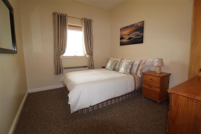 12 Inver Geal, Carrick-on-shannon, Roscommon