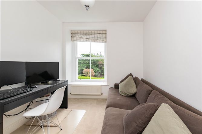 12 Marlfield House, Cabinteely, Dublin 18