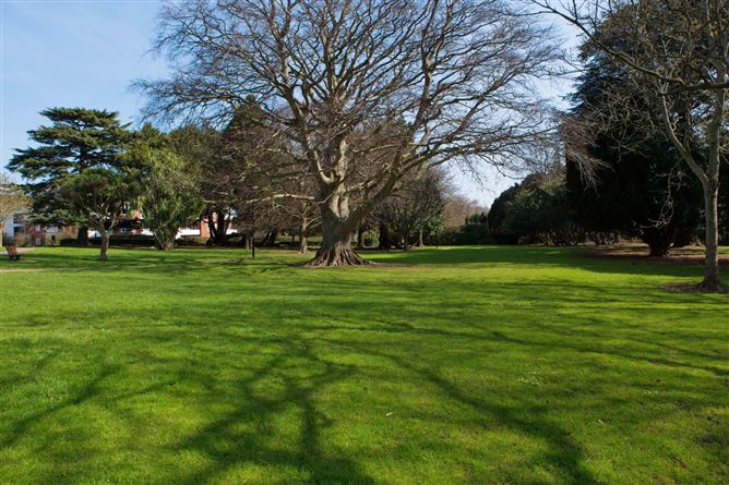 12 Marlfield House, Cabinteely, Dublin 18
