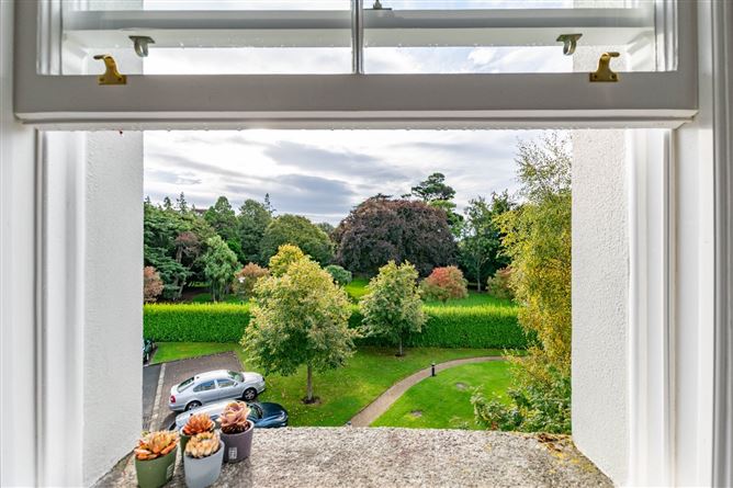 12 Marlfield House, Cabinteely, Dublin 18