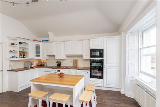 12 Marlfield House, Cabinteely, Dublin 18