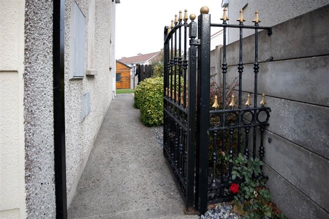 10 Ashfield East, Old Golf Links Road, Kilkenny