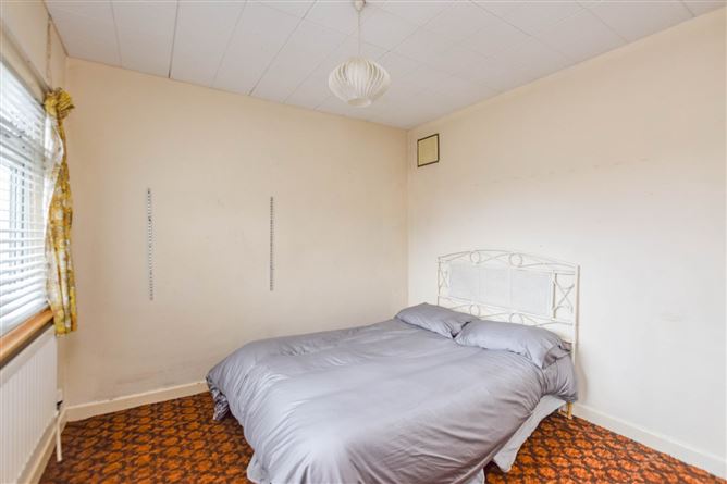19 Leopardstown Park, Stillorgan, Dublin