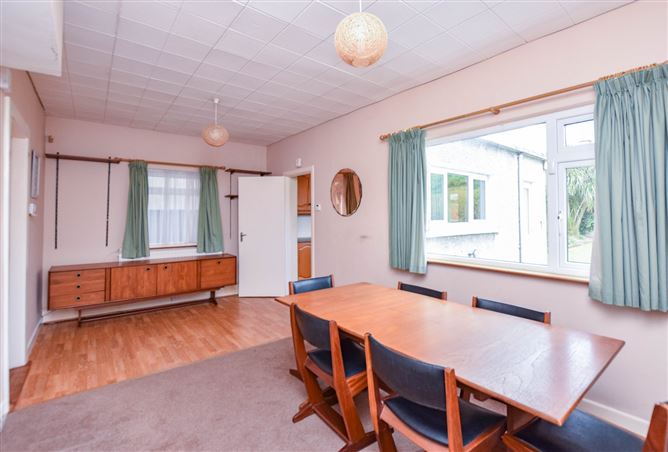 19 Leopardstown Park, Stillorgan, Dublin