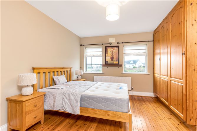 24 Cherrymount, Cavan