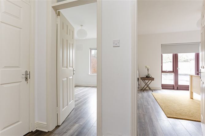 35 The Maples, Moorefield Road, Newbridge, Kildare