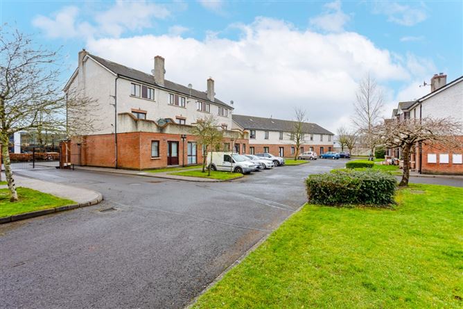 35 The Maples, Moorefield Road, Newbridge, Kildare