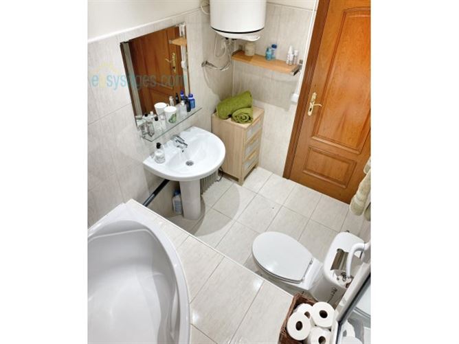 Private, Sitges