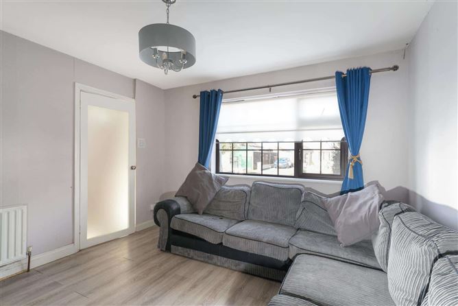 10 Lindisfarne Vale, Clondalkin, Dublin 22, D22 Y306