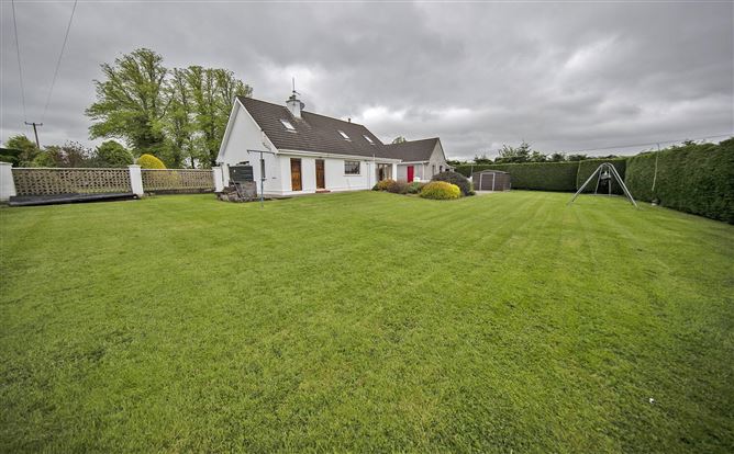 Tudor Cottage, Kilderriheen, Cappoquin, Co. Waterford