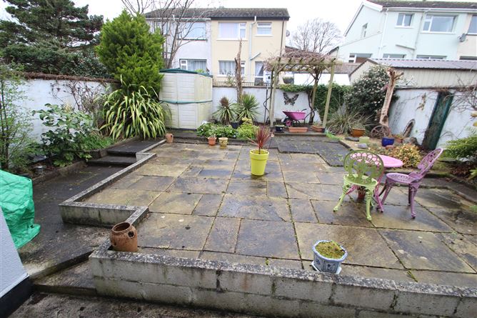 13 Seaview Close, Carrigaline, Cork