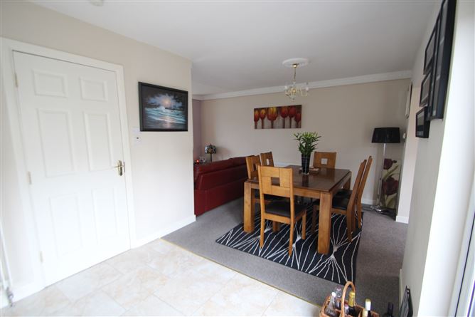 13 Seaview Close, Carrigaline, Cork