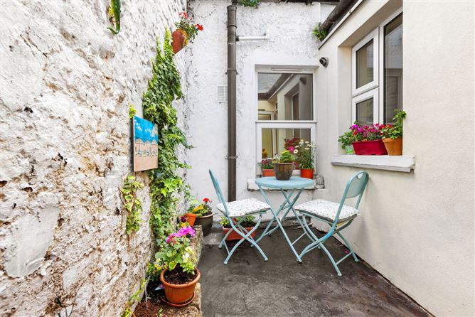 24 Valentia Parade, Phibsborough, Dublin 7