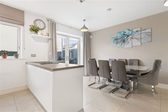2 Shackleton Park, Lucan, Co. Dublin