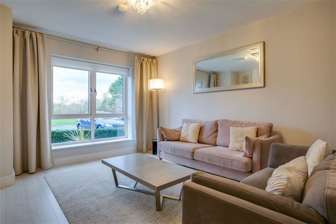 2 Shackleton Park, Lucan, Co. Dublin