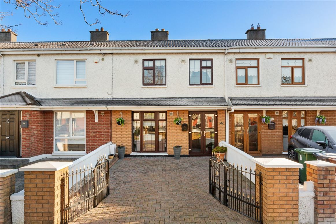43 Westpark Drive, Glasnevin, Dublin 11