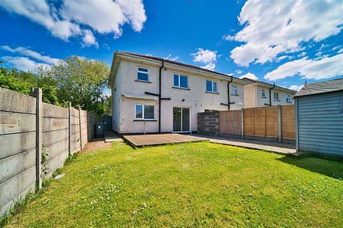 The Holly, 4 Peamount Road, Newcastle, Dublin