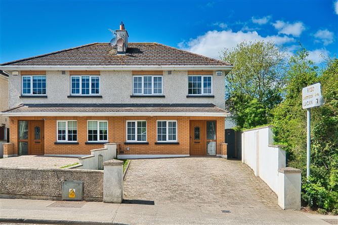 The Holly, 4 Peamount Road, Newcastle, Dublin