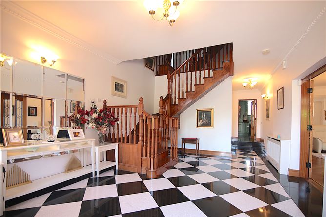 https://photos-a.propertyimages.ie/media/4/8/0/4931084/5631cf51-5c9f-46c6-b1f2-23d136229e85_l.jpg