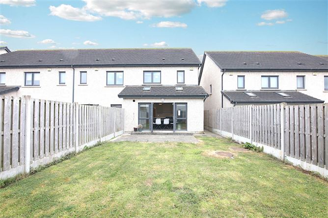 78 Castlefield Hall, Clonsilla, Dublin 15, County Dublin