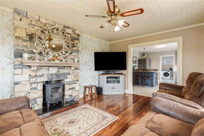 Castle Bay, Maudlintown, Wellingtonbridge, Co. Wexford