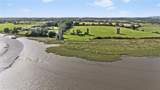 Castle Bay, Maudlintown, Wellingtonbridge, Co. Wexford