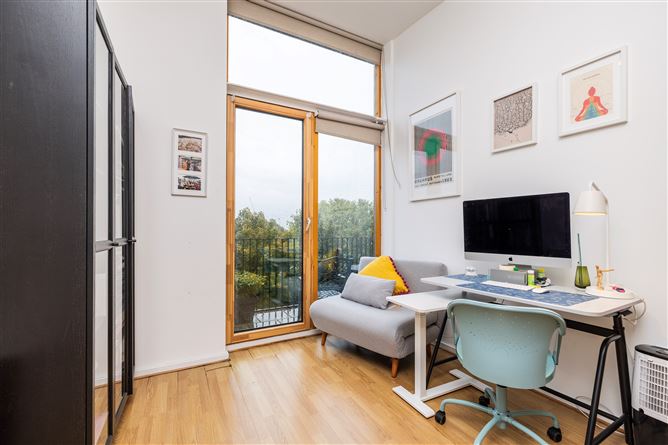 https://photos-a.propertyimages.ie/media/4/8/0/4959084/8d53cb24-d659-4127-8623-6bc1afec0db3_l.jpg