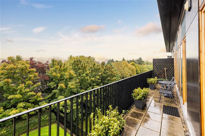 https://photos-a.propertyimages.ie/media/4/8/0/4959084/8d53cb24-d659-4127-8623-6bc1afec0db3_l.jpg