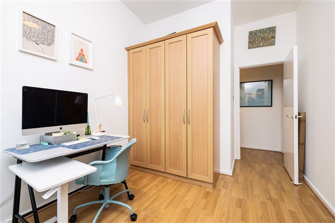 https://photos-a.propertyimages.ie/media/4/8/0/4959084/8d53cb24-d659-4127-8623-6bc1afec0db3_l.jpg