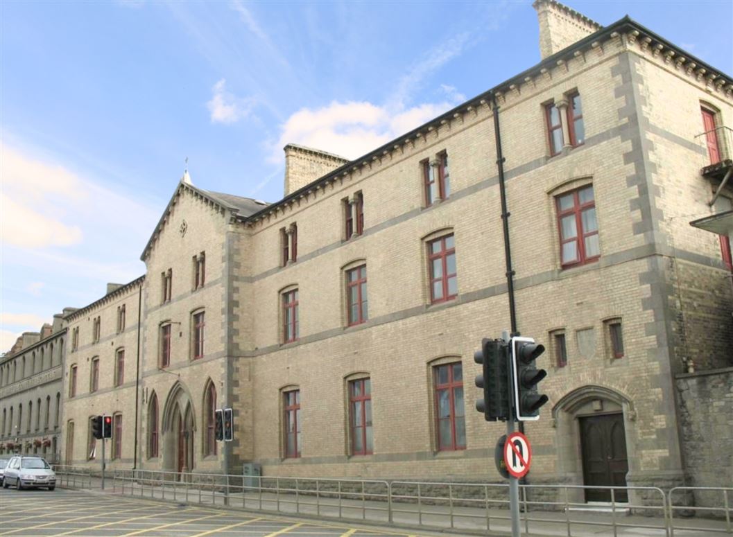 15 Priory Hall, Dublin Road, Drogheda, Co. Louth