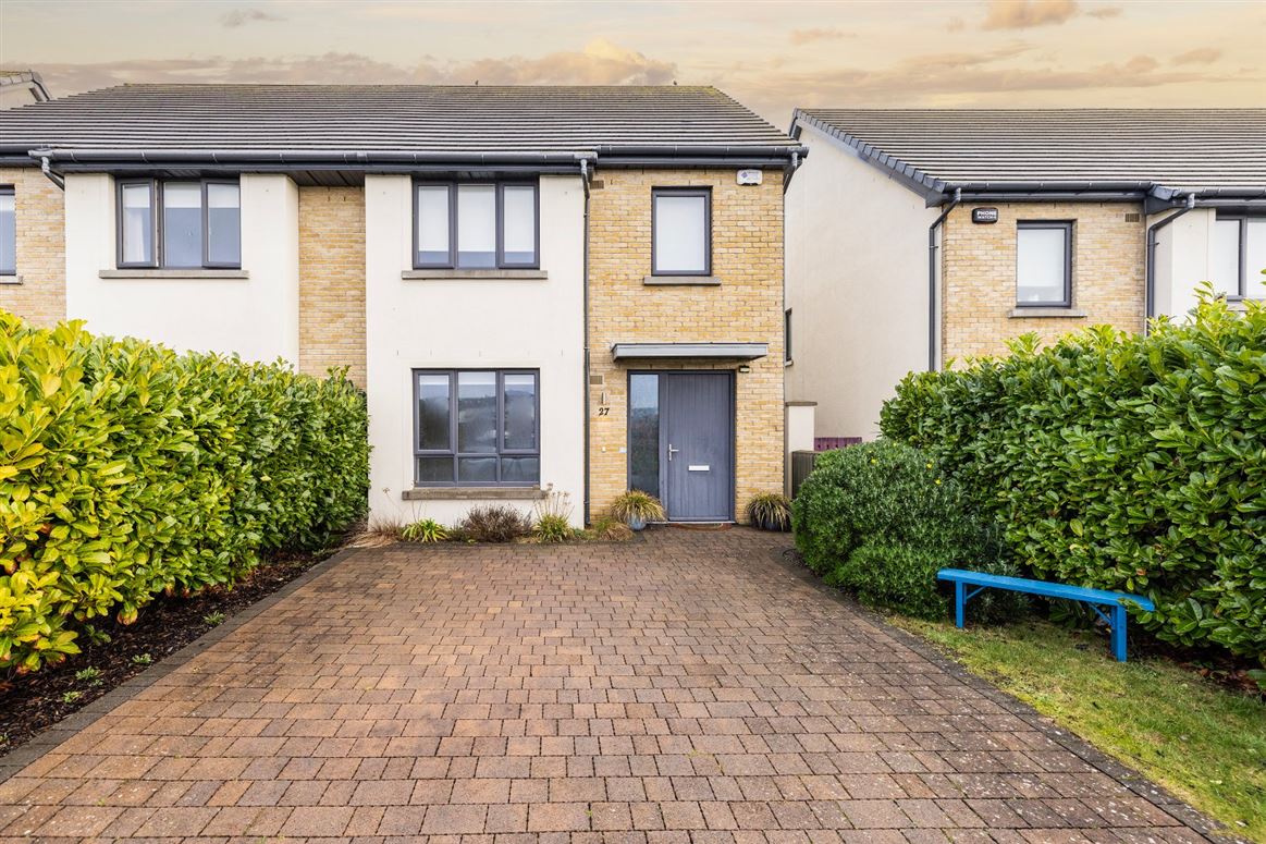 27 Knightsgate Crescent, Rush, Co. Dublin