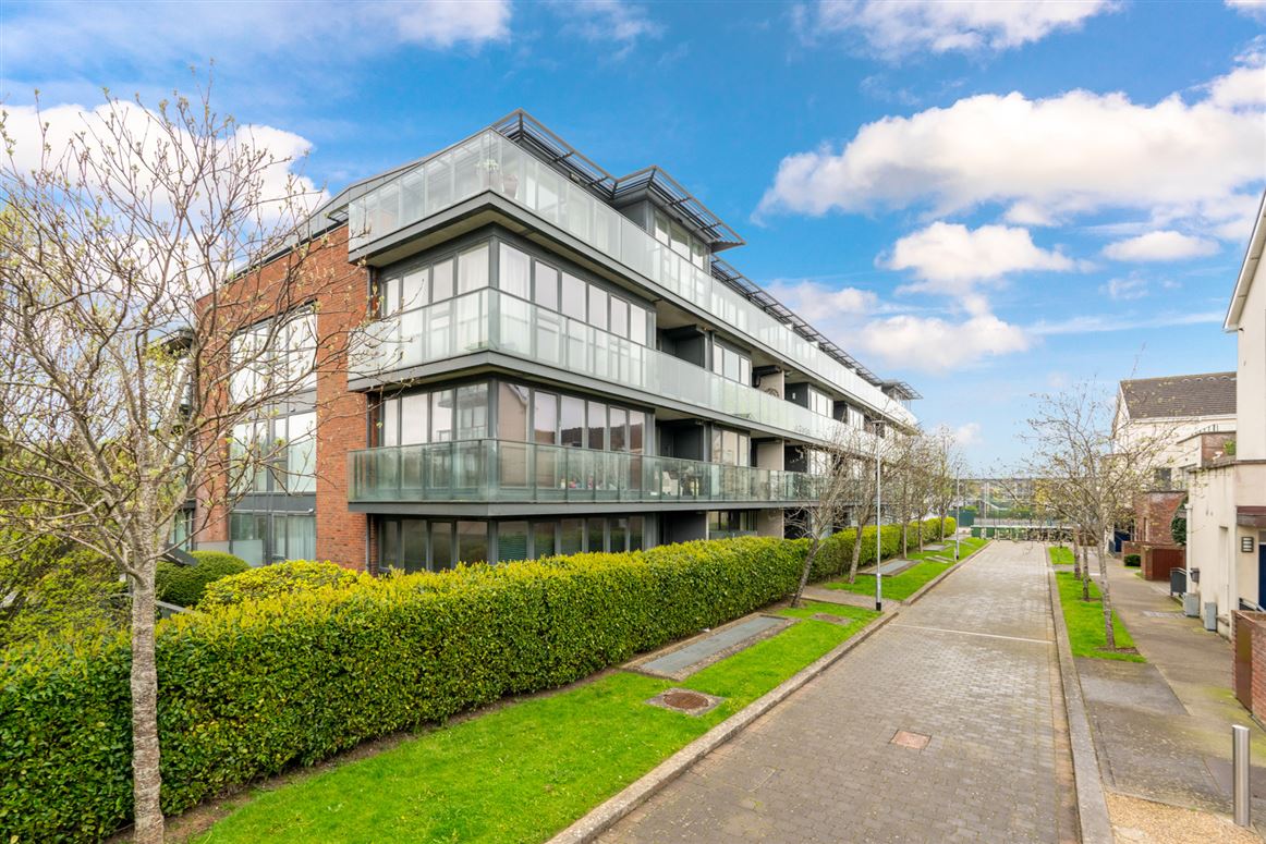 7 Mimosa Hall, Levmoss Park, Leopardstown, Dublin 18