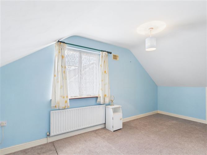 Photo 15 of 21 — 3 Sli Na Siuire, Mitchel Street, Thurles, Co. Tipperary