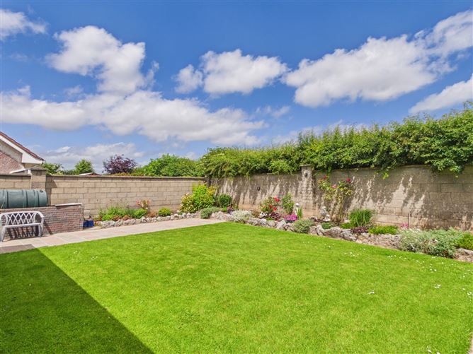 Photo 16 of 21 — 3 Sli Na Siuire, Mitchel Street, Thurles, Co. Tipperary