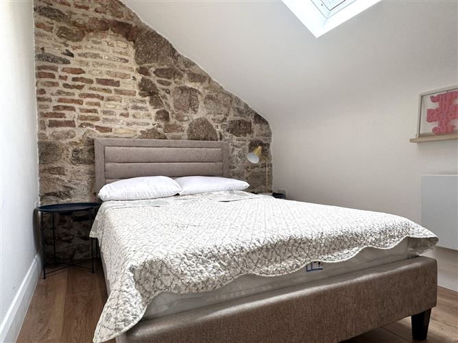 Photo 6 of 12 — Apt 4 The Snug, 48 Dominick Street Lower, Galway