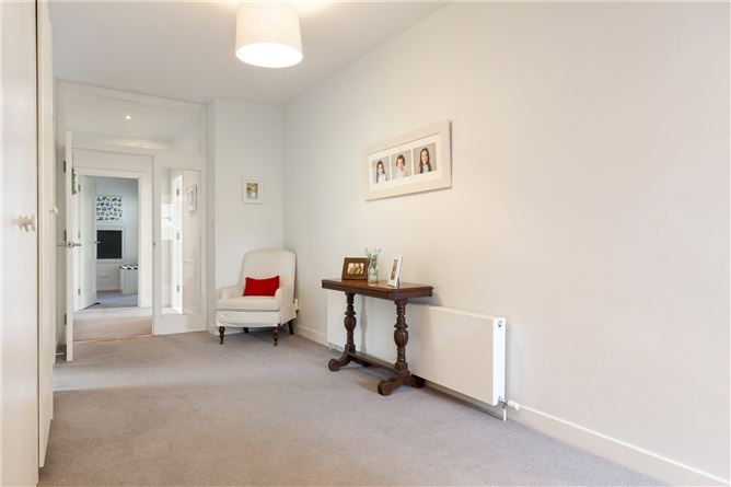 4 The Thicket, Hainault Road, Foxrock, Dublin 18