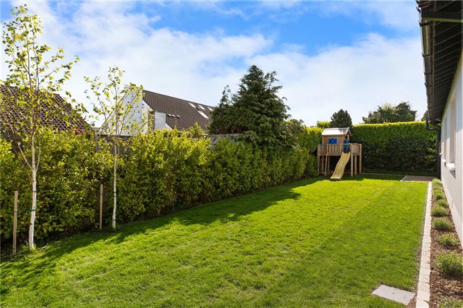 4 The Thicket, Hainault Road, Foxrock, Dublin 18