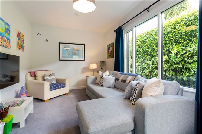 4 The Thicket, Hainault Road, Foxrock, Dublin 18