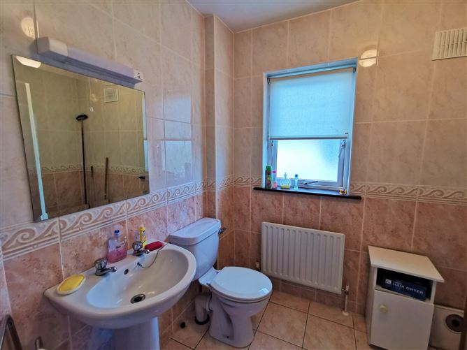 52 Elm Park, Claremorris, Co. Mayo