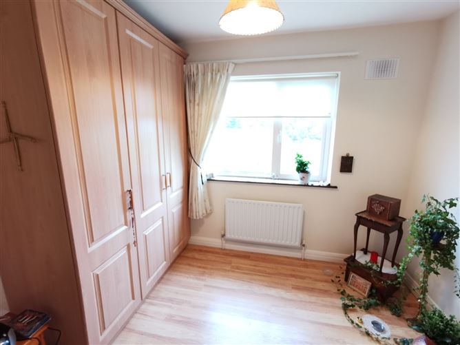 52 Elm Park, Claremorris, Co. Mayo