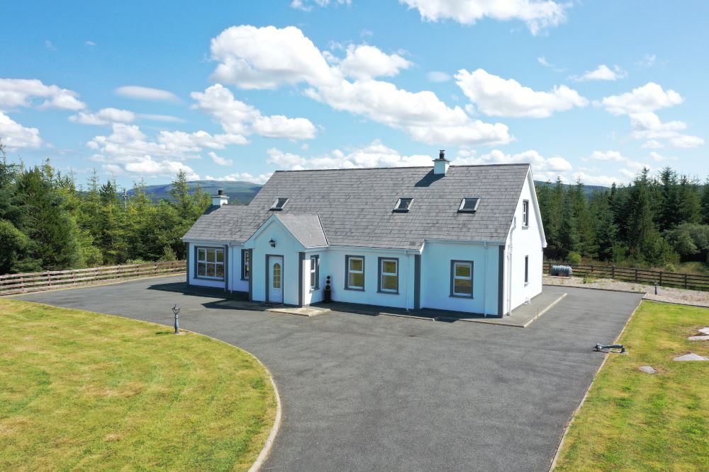 Boyoughter, Lettermacaward, Donegal